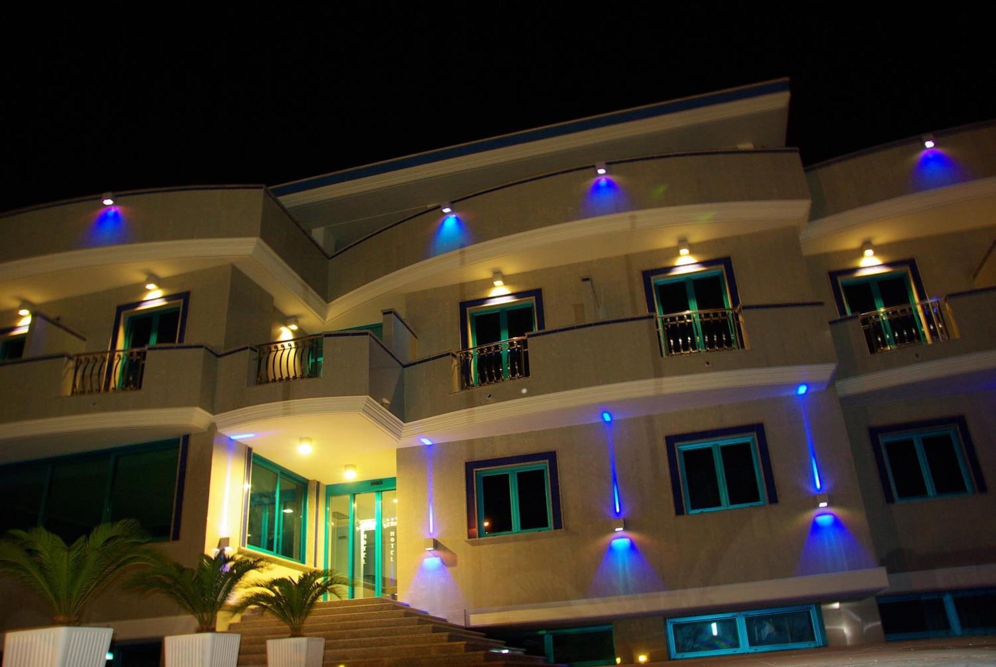 Serpa Hotel อันซีโอ ภายนอก รูปภาพ